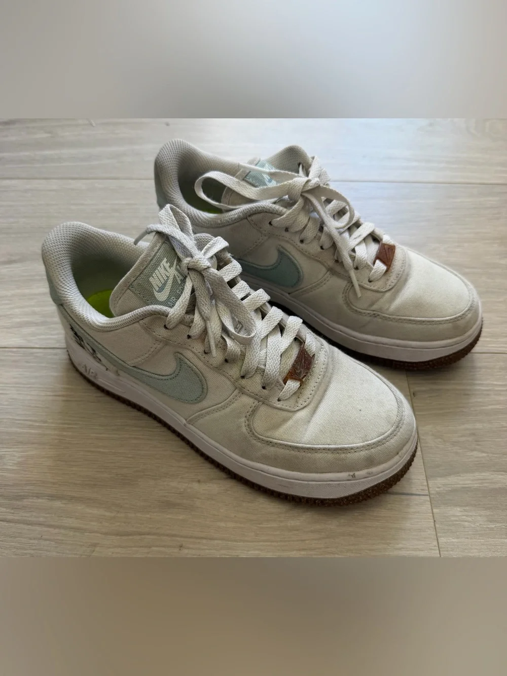 Nike Air Force 1 ‘07 SE Indigo Sneakers